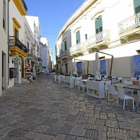- Iap02369-dyb Apartment Gallipoli